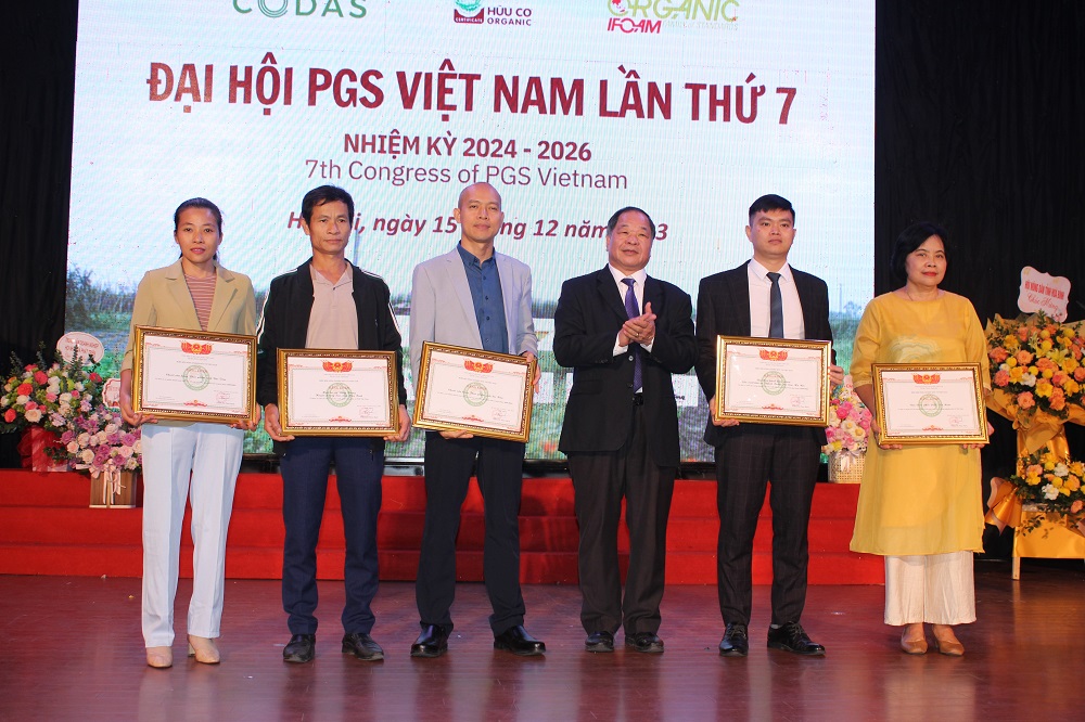 Sói Biển vinh dự nhận Bằng khen của Hiệp hội Nông nghiệp hữu cơ Việt Nam