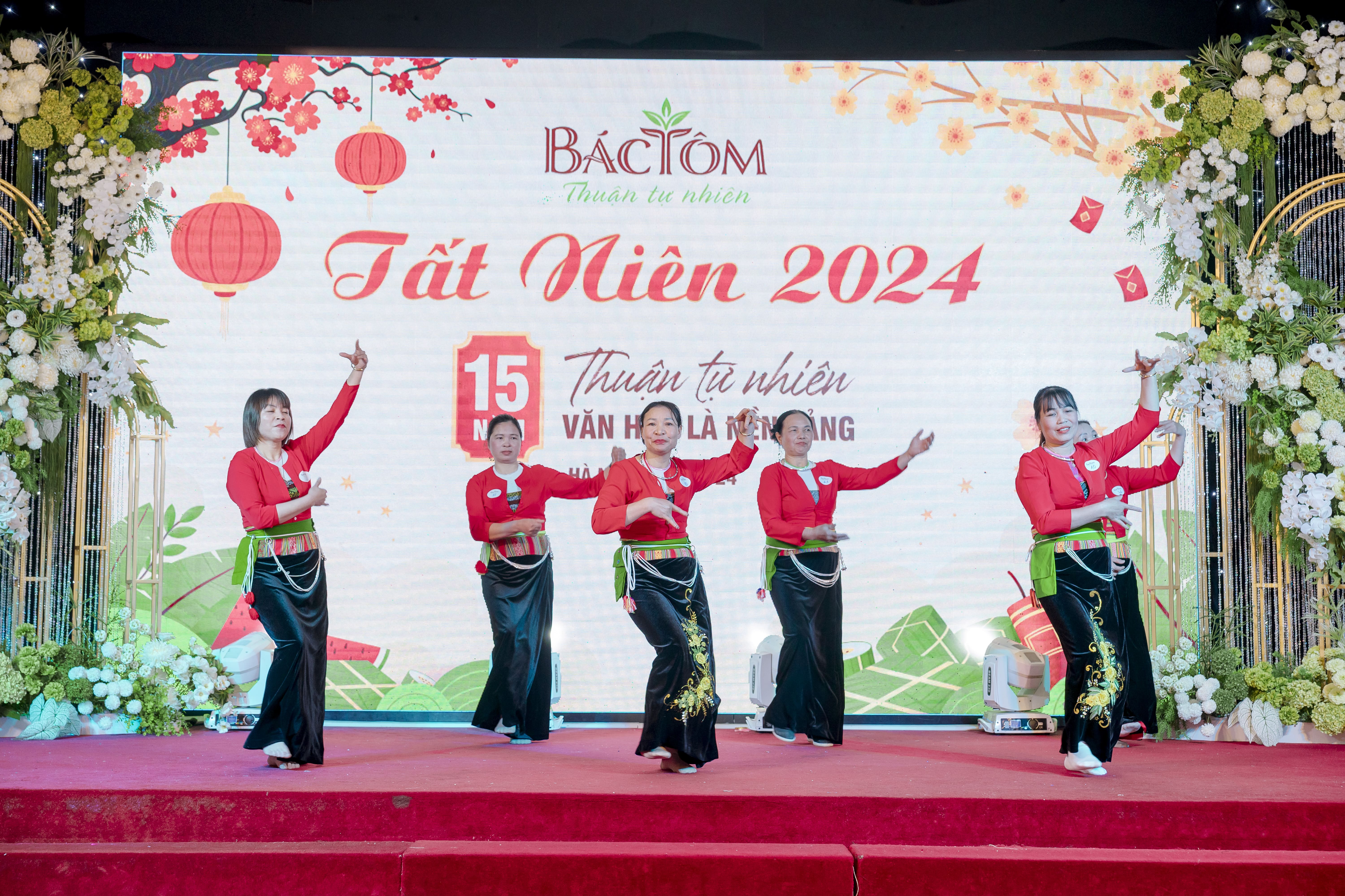 Bác Tôm, câu chuyện 15 năm đồng hành cùng PGS Việt Nam