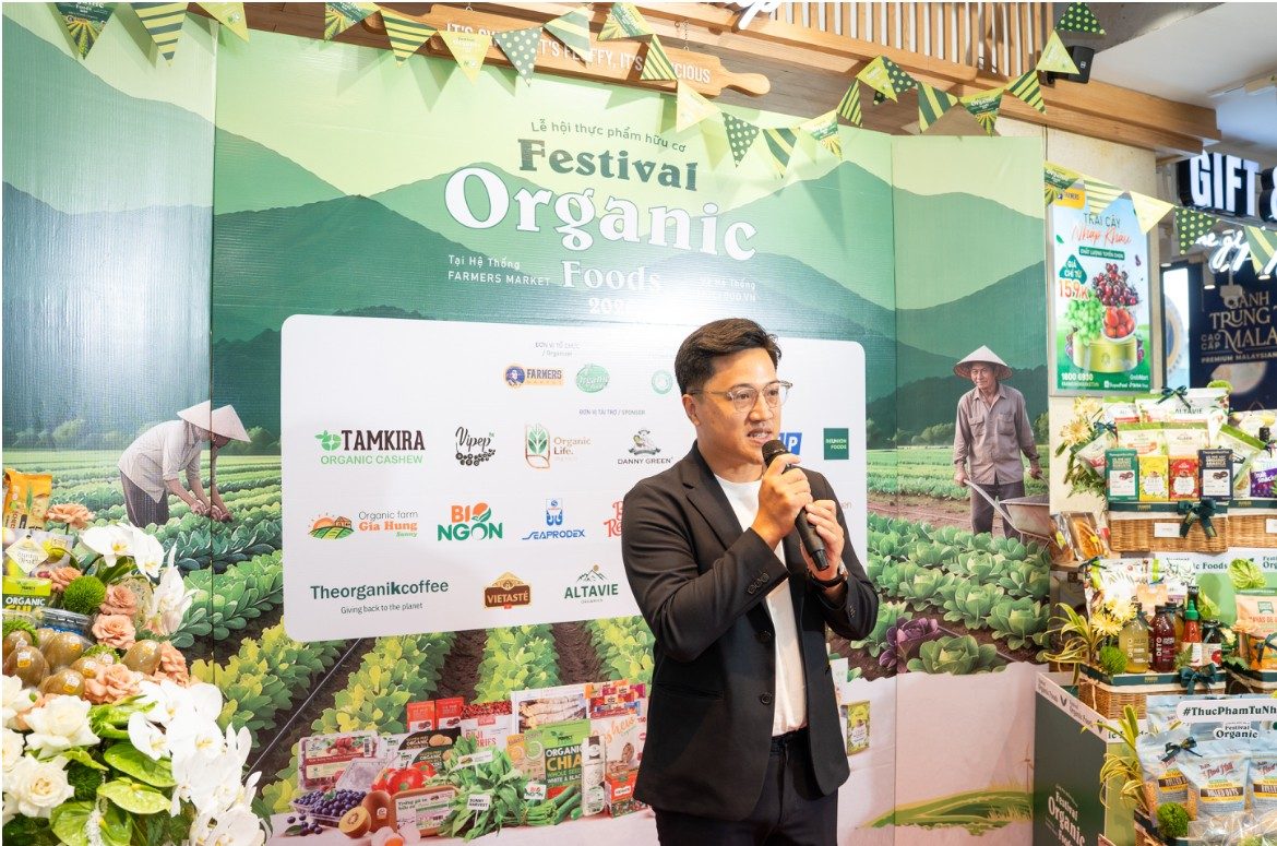 Ông Võ Thanh Lộc, Giám đốc Thương mại & Co-founder Farmers Market, phát biểu tại lễ khai mạc Festival Organic Foods 2026.