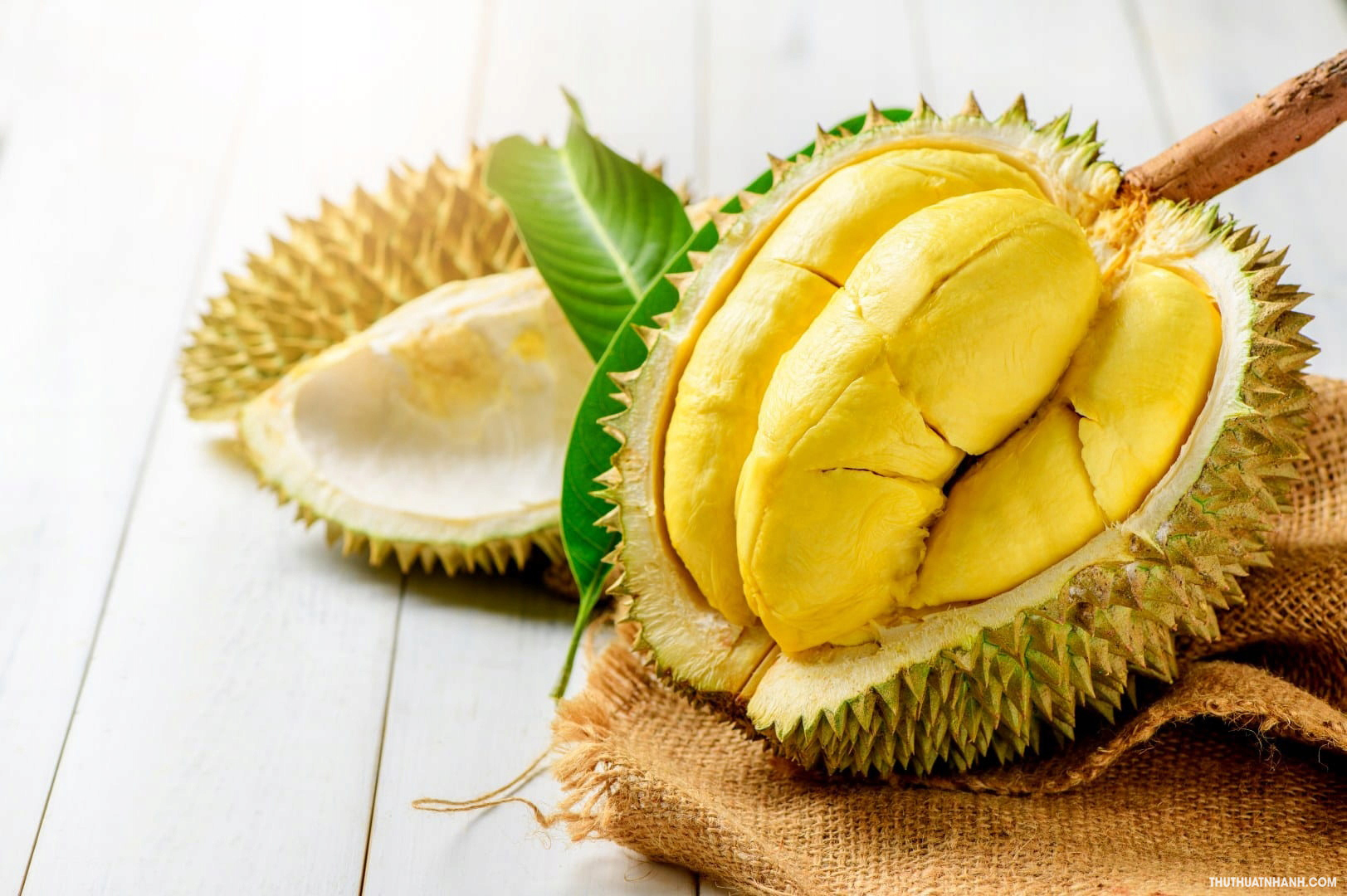 Sầu riêng chứa nhiều calo, chất béo, đường... là một loại quả gây tăng cân nhanh chóng.