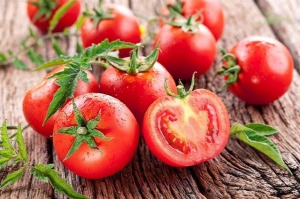 2 loại quả dễ tồn dư thuốc trừ sâu nhất, loại số 1 nhìn cực bắt mắt ngoài chợ